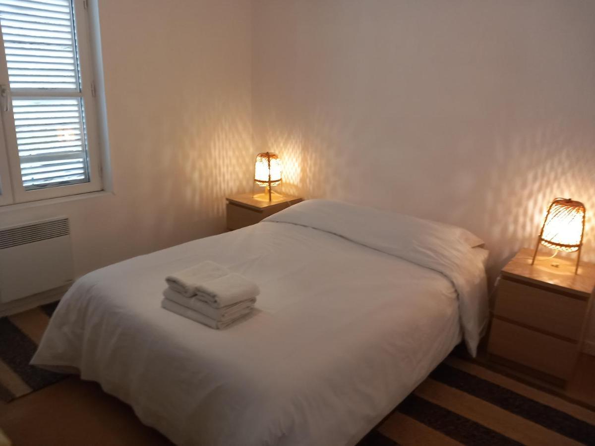 Le Leon Apartamento Honfleur Exterior foto
